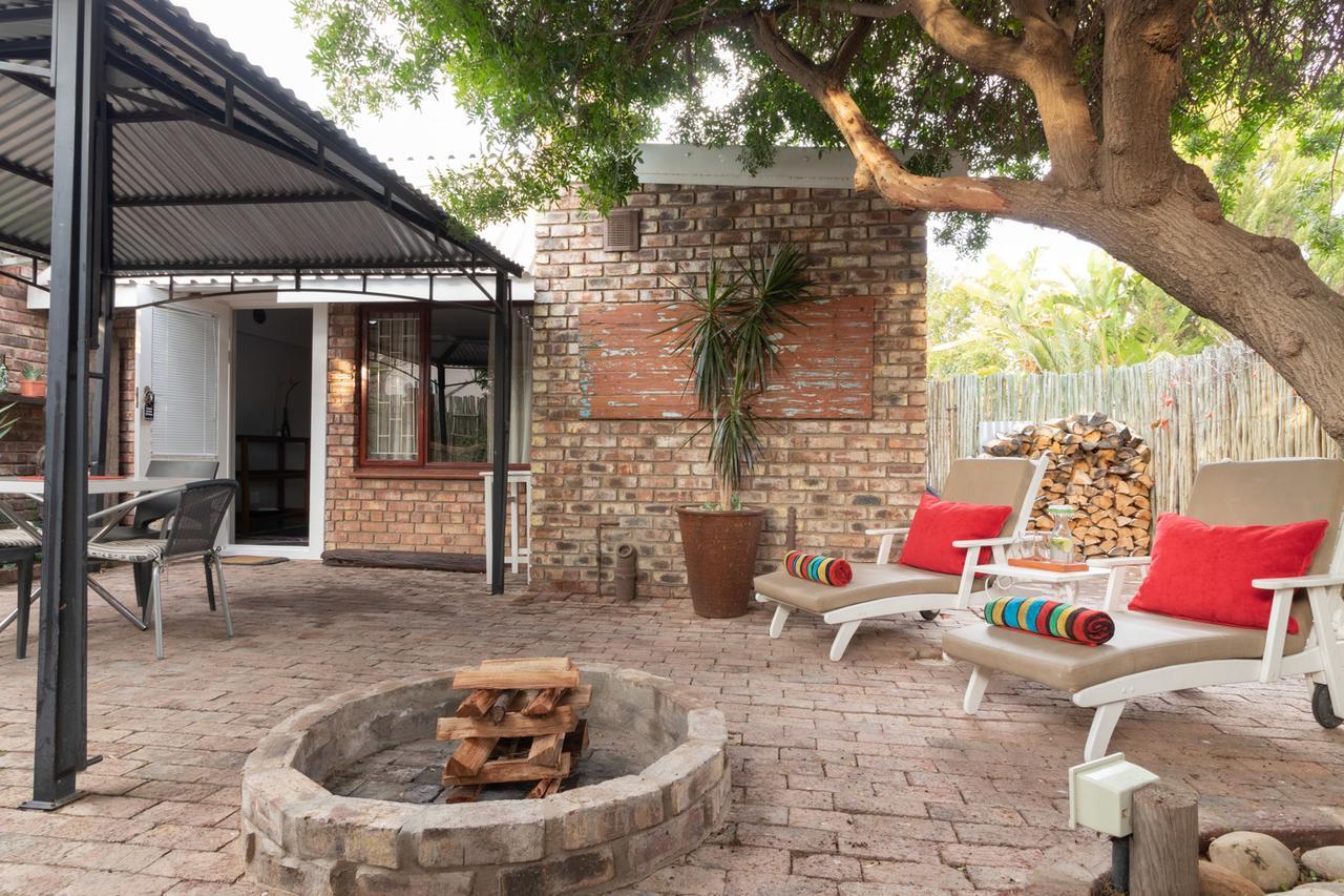 Earthbound Guest House Oudtshoorn Ngoại thất bức ảnh